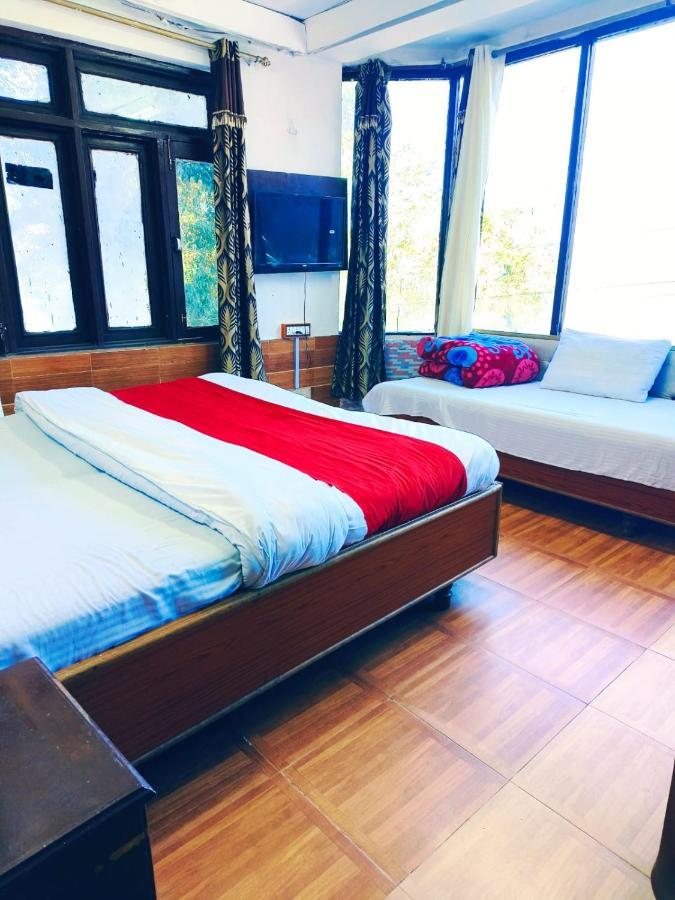 Hotel Holiday Dalhousie - Near Ghandhi Chowk Mall Road Luaran gambar