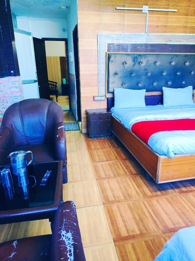 Hotel Holiday Dalhousie - Near Ghandhi Chowk Mall Road Luaran gambar