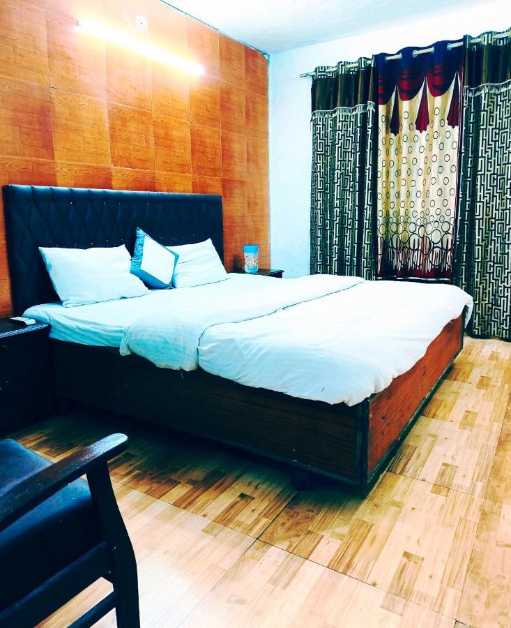 Hotel Holiday Dalhousie - Near Ghandhi Chowk Mall Road Luaran gambar