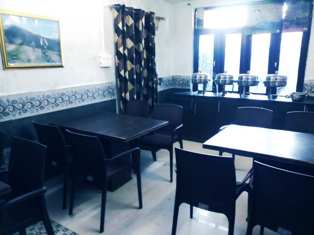 Hotel Holiday Dalhousie - Near Ghandhi Chowk Mall Road Luaran gambar